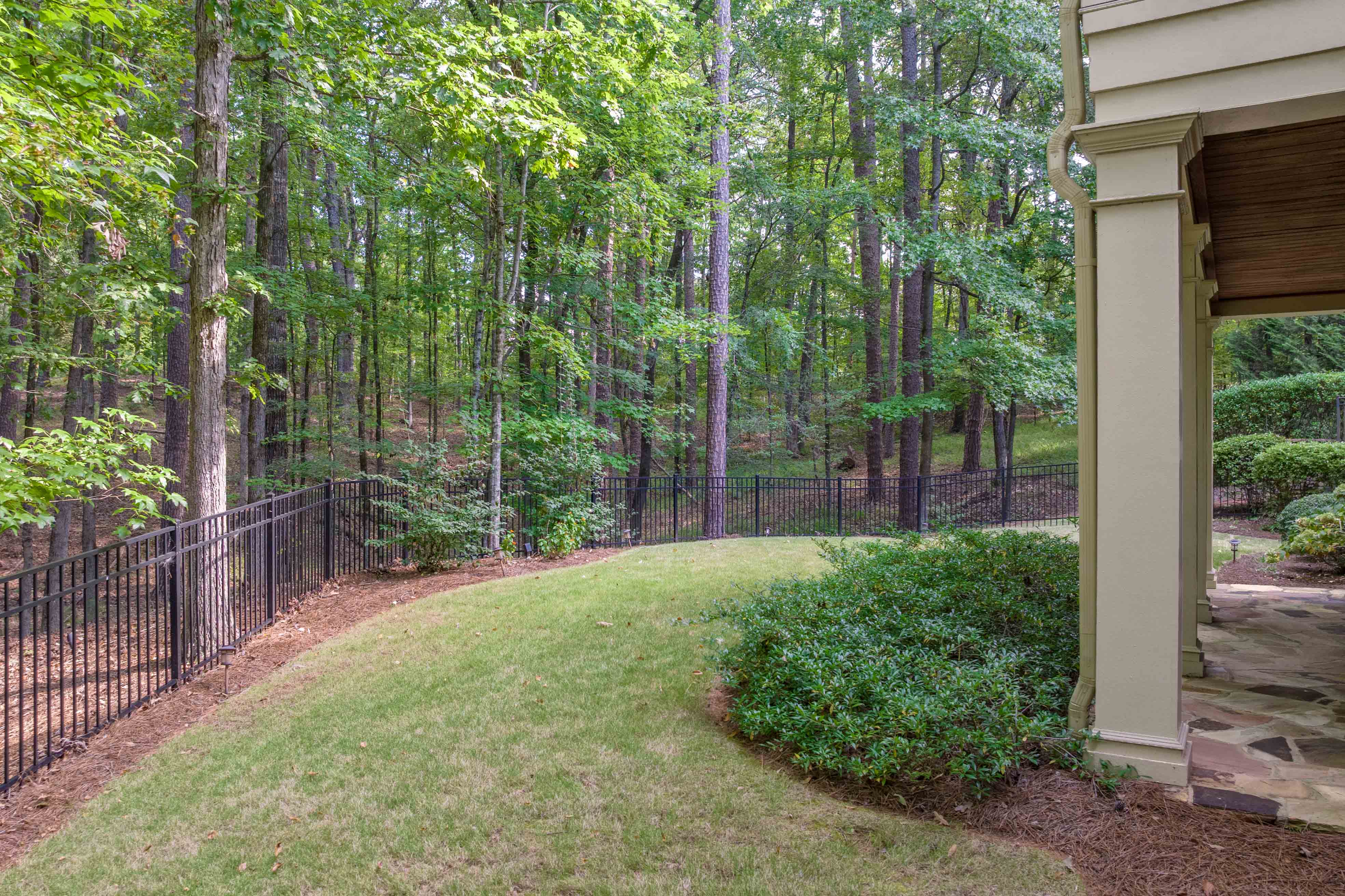 1001 Walton Way image 72